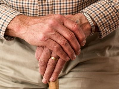 nega starih lica medicinska nega negovanje pomoc oko starijih cuvanje starijih ljudi 